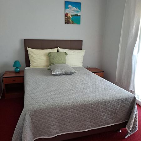 Apartmani Svitlana Sukošan Extérieur photo