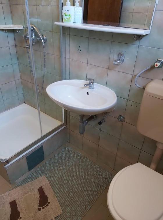 Apartmani Svitlana Sukošan Extérieur photo